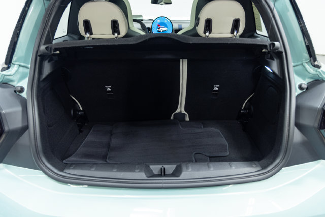 Used 2026 MINI Cooper S FWD image 9