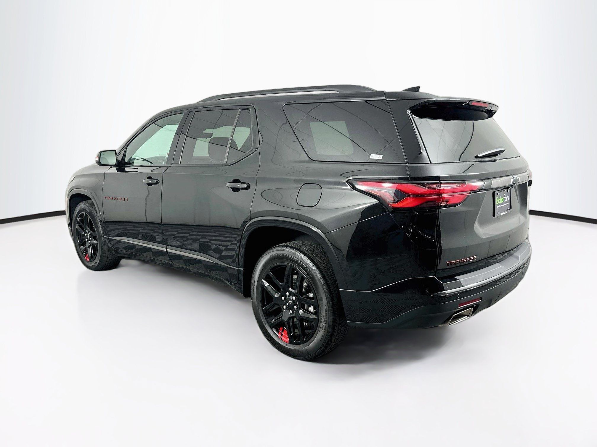 Used 2023 Chevrolet Traverse Premier w/ Redline Edition AWD/4WD image 5