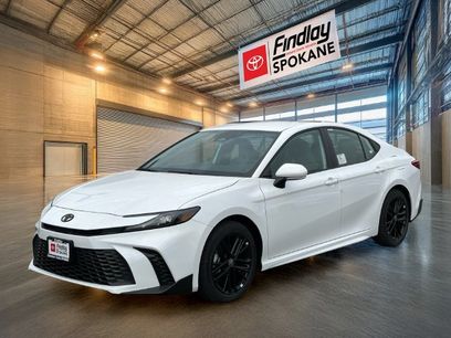 New 2026 Toyota Camry SE w/ Convenience Package