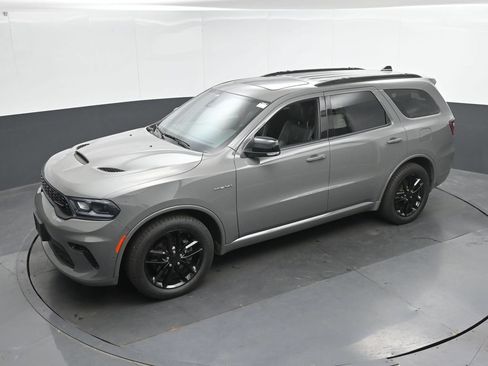 Used 2025 Dodge Durango R/T AWD/4WD image 36