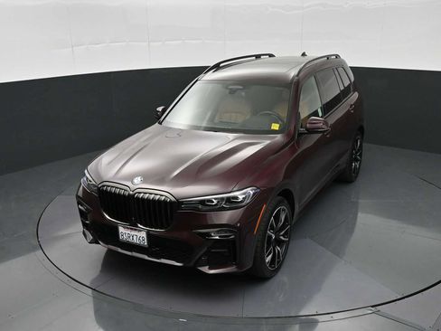 Used 2021 BMW X7 xDrive40i w/ M Sport Package AWD/4WD image 18