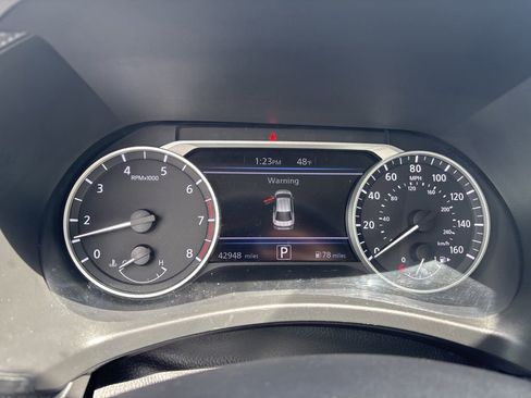 Used 2024 Nissan Sentra SV FWD image 2