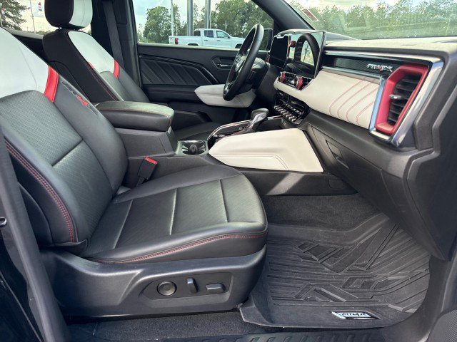 Used 2023 GMC Canyon AT4X AWD/4WD image 9