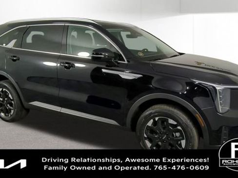 New 2026 Kia Sorento S image 2