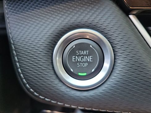 Used 2025 Chevrolet Equinox LT image 30