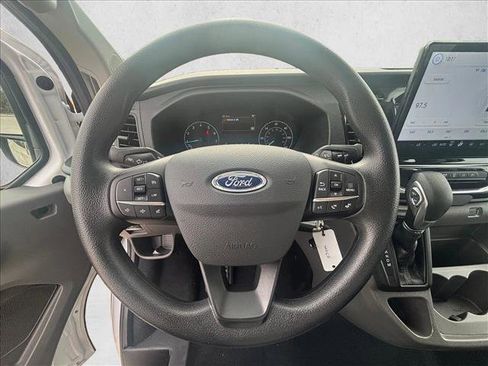 Used 2024 Ford Transit 350 XLT image 11