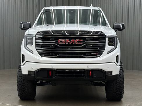 Used 2026 GMC Sierra 1500 AT4 w/ AT4 Premium Package AWD/4WD image 8