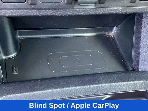 Used 2022 Toyota Tacoma TRD Off-Road AWD/4WD image 12