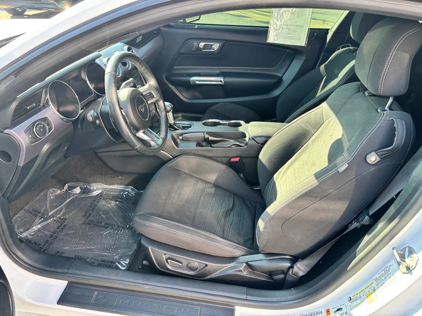 Used 2017 Ford Mustang GT w/ Black Accent Package RWD image 12