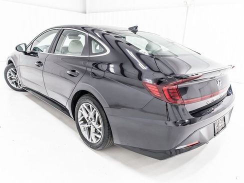 Used 2023 Hyundai Sonata SEL w/ Preferred Accessory Package FWD image 5