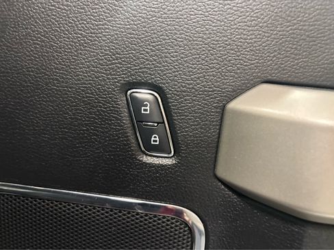 Used 2017 Ford F150 Lariat w/ Equipment Group 502A Luxury image 45