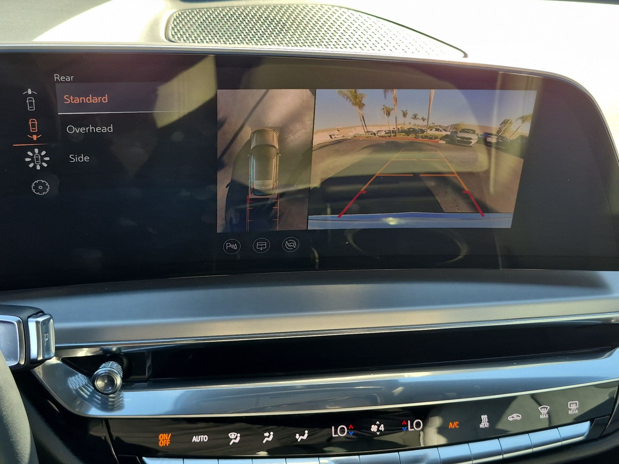 Used 2024 Cadillac Lyriq Luxury RWD image 24