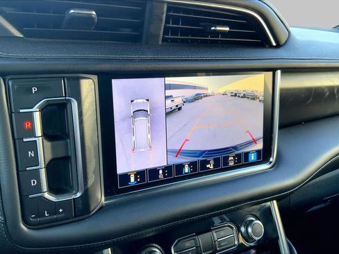 Used 2021 GMC Yukon Denali AWD/4WD image 27