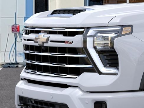 New 2026 Chevrolet Silverado 2500 LT w/ Z71 Chrome Sport Edition AWD/4WD image 13
