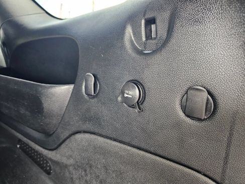 Used 2023 Dodge Durango SXT RWD image 33