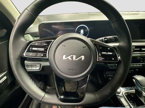 Used 2025 Kia Seltos SX w/ SX Sunroof Package AWD/4WD image 11