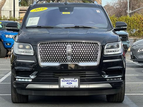 Used 2019 Lincoln Navigator L Reserve image 9
