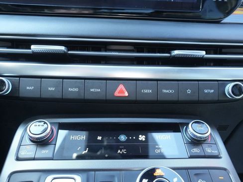 Used 2025 Hyundai Palisade Calligraphy image 43