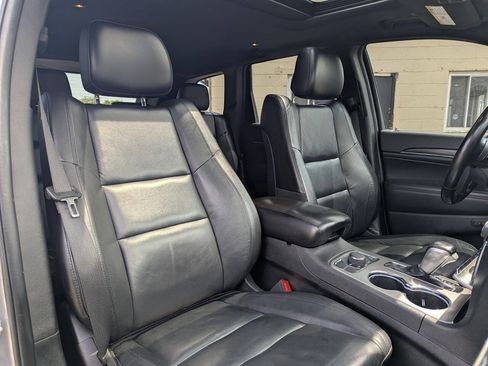 Used 2021 Jeep Grand Cherokee Limited AWD/4WD image 11