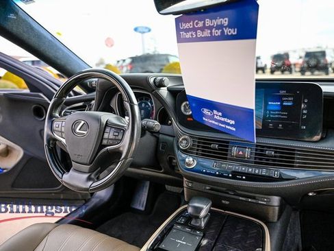 Used 2021 Lexus LS 500 w/ Interior Upgrade Package image 15