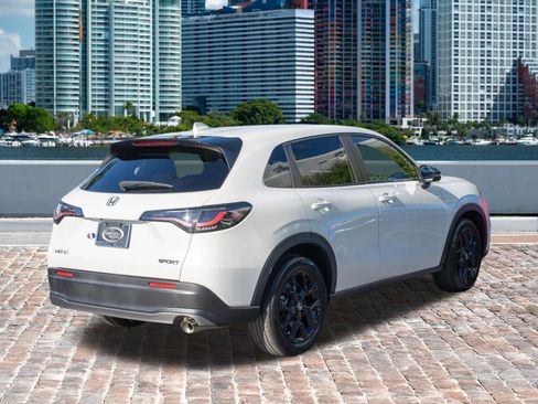 Certified 2023 Honda HR-V Sport image 5