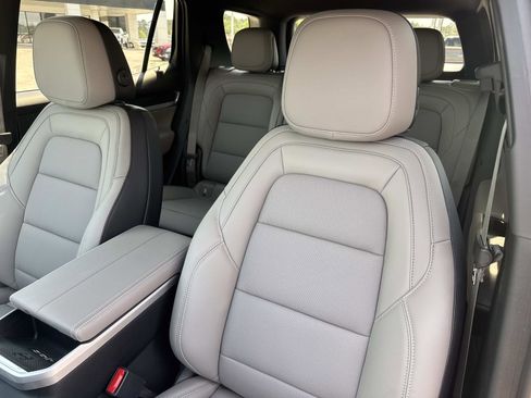 New 2026 GMC Terrain Elevation w/ Elevation Premium Package FWD image 22