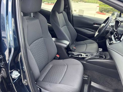 Used 2021 Toyota Corolla SE w/ Protection Package (TMS) FWD image 17