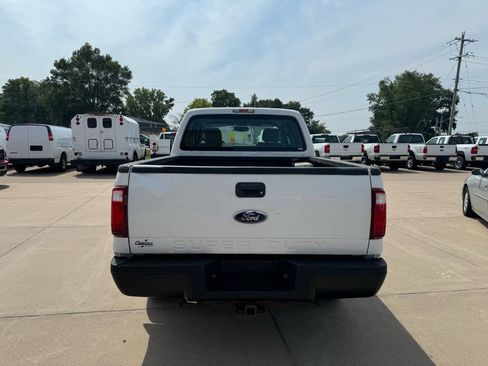 Used 2016 Ford F250 XL w/ Power Equipment Group AWD/4WD image 8