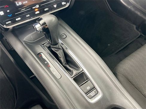 Used 2017 Honda HR-V EX image 15
