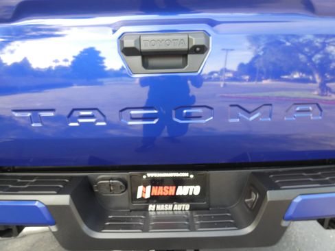 Used 2025 Toyota Tacoma SR5 image 83