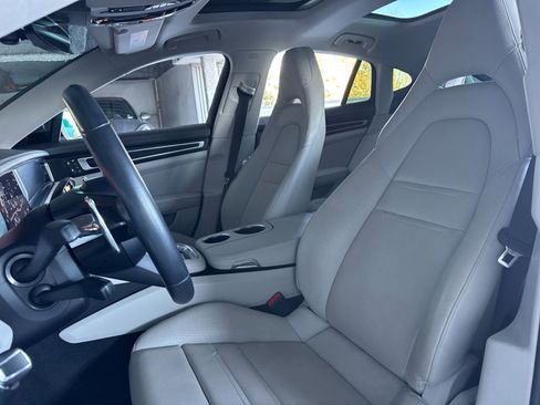 Used 2022 Porsche Panamera Platinum Edition image 5