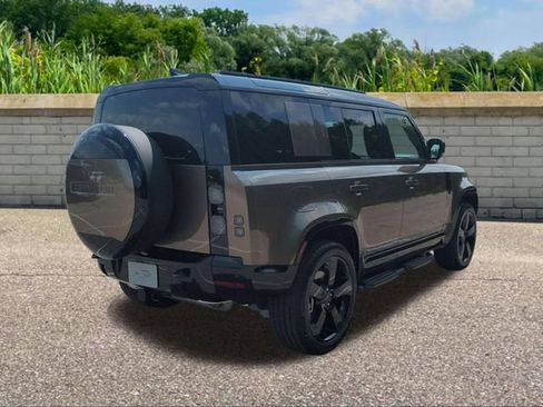 New 2026 Land Rover Defender 110 X-Dynamic SE AWD/4WD image 4