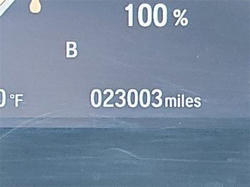 Used 2022 Honda CR-V Touring image 11