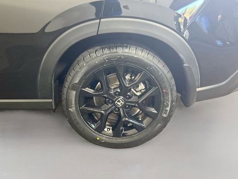 Used 2024 Honda HR-V Sport image 23