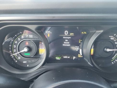 Used 2025 Jeep Wrangler Sahara 4xe image 14