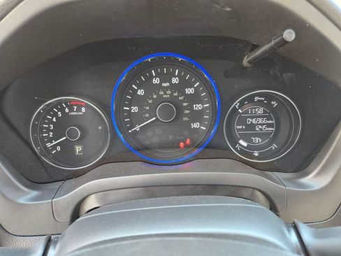 Used 2022 Honda HR-V LX image 36