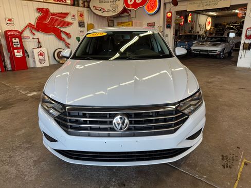 Used 2019 Volkswagen Jetta S image 8