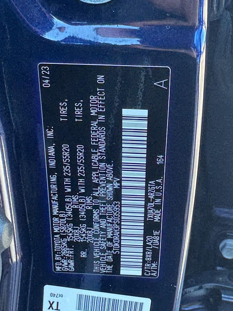 Used 2023 Toyota Highlander Platinum FWD image 34