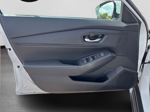 Used 2024 Honda Accord EX image 22