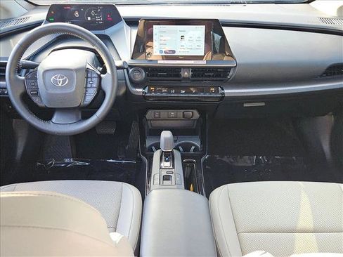 Certified 2025 Toyota Prius XLE FWD image 14