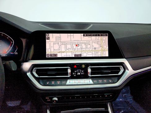 Used 2022 BMW 330i 330i w/ Driving Assistance Package image 12