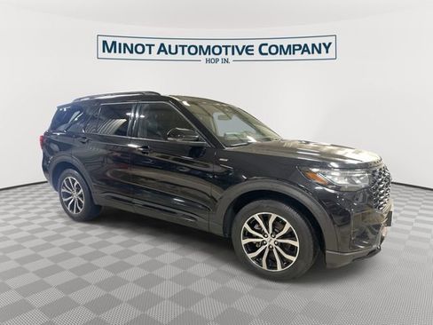 Used 2025 Ford Explorer ST-Line AWD/4WD image 1