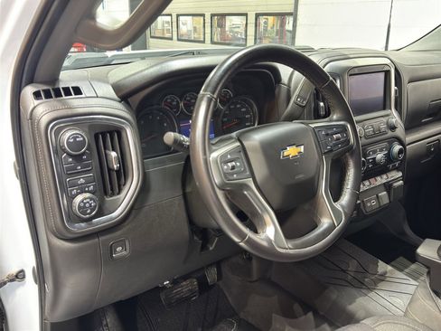 Used 2021 Chevrolet Silverado 2500 LT w/ Fleet Comfort Package image 16