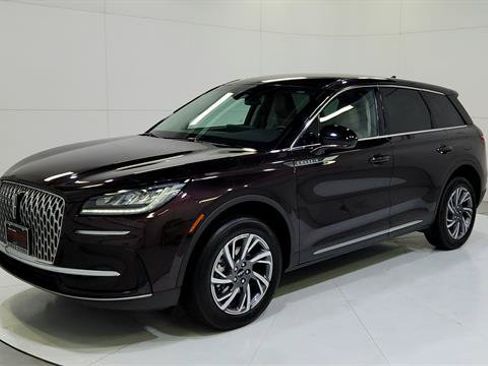 Used 2023 Lincoln Corsair FWD image 3