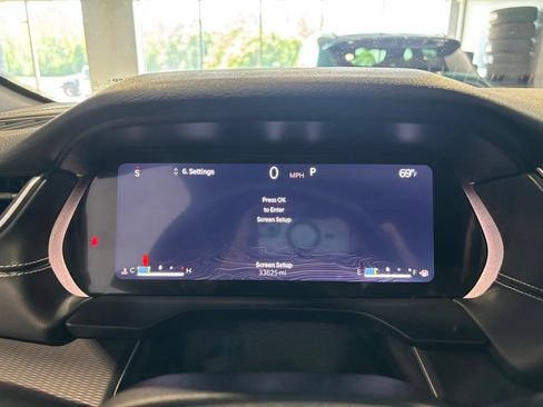 Used 2023 Jeep Grand Cherokee Altitude AWD/4WD image 13
