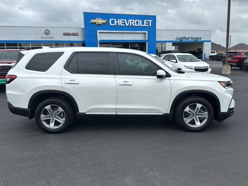 Used 2025 Honda Pilot EX-L image 2