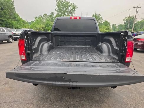 Used 2018 RAM 1500 Express w/ Express Value Package AWD/4WD image 11