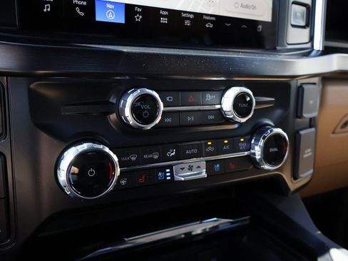 New 2026 Ford F250 Lariat w/ Lariat Ultimate Package image 35