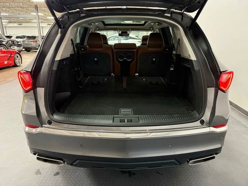 Used 2024 Acura MDX SH-AWD w/ Technology Package image 24