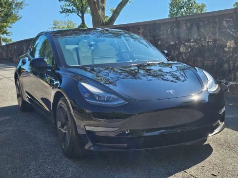 Used 2023 Tesla Model 3 Standard Range RWD image 11
